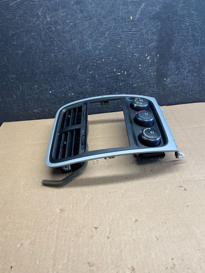 2010 to 2012 Dodge Caliber Dash Radio Center Bezel Climate Dash AI3233 DG1