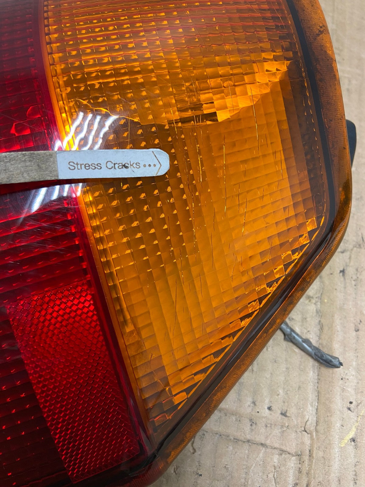 2002-2009 GMC Envoy Right Passenger RH Side Tail Light AI8023 LK4