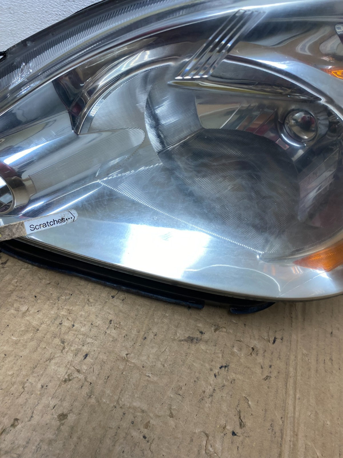 2002 to 2004 Honda Crv Cr-v Left Driver Halogen Headlight AC8329 DW3