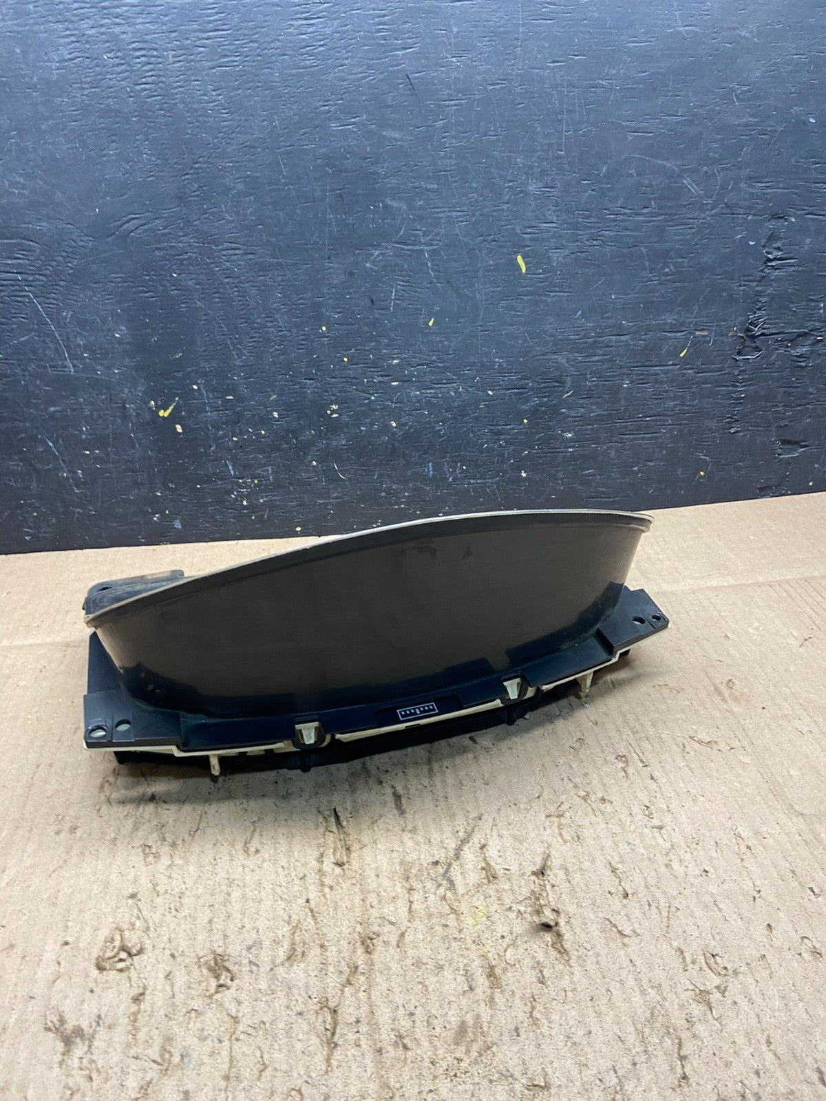 2004 to 2007 Chevrolet Express Speedometer Cluster Gauge Q2030 DG4