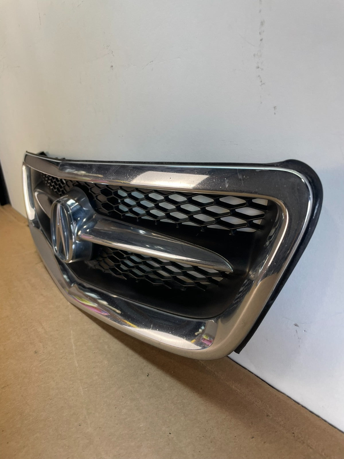 1999 to 2001 Acura TL Front Upper Grill Grille AG0863 DG1