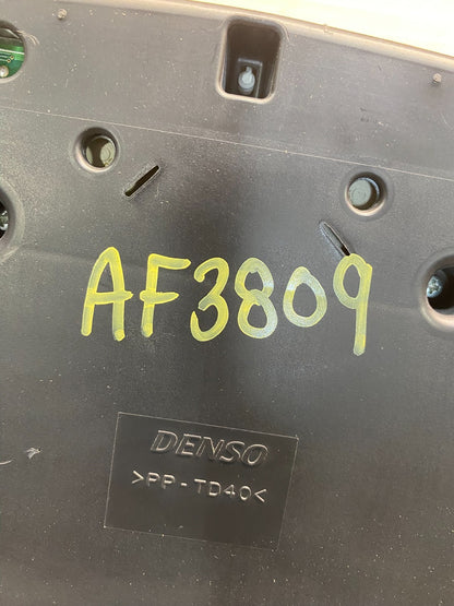 2007 to 2014 Cadillac Escalade Instrument Speedometer Cluster Gauge AF3809 DW5
