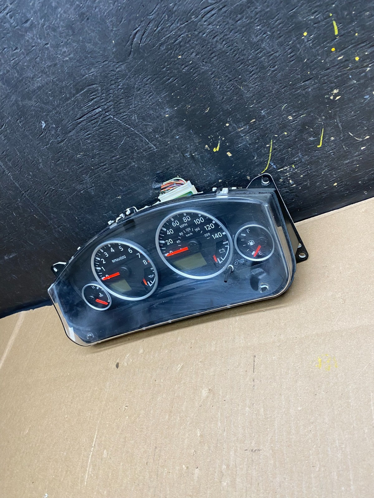 2005 to 2012 Nissan Pathfinder Xterra Frontier Speedometer Cluster Gauge T44201