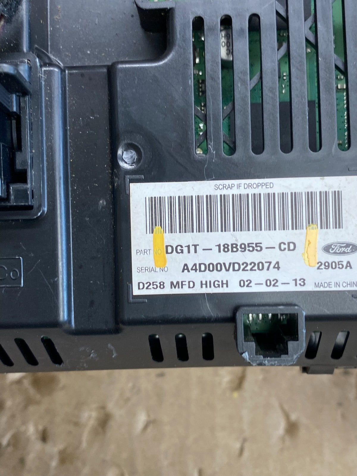 2013 to 2016 Ford Taurus 4.2" Radio Navigation Screen Module AC6316 DG5