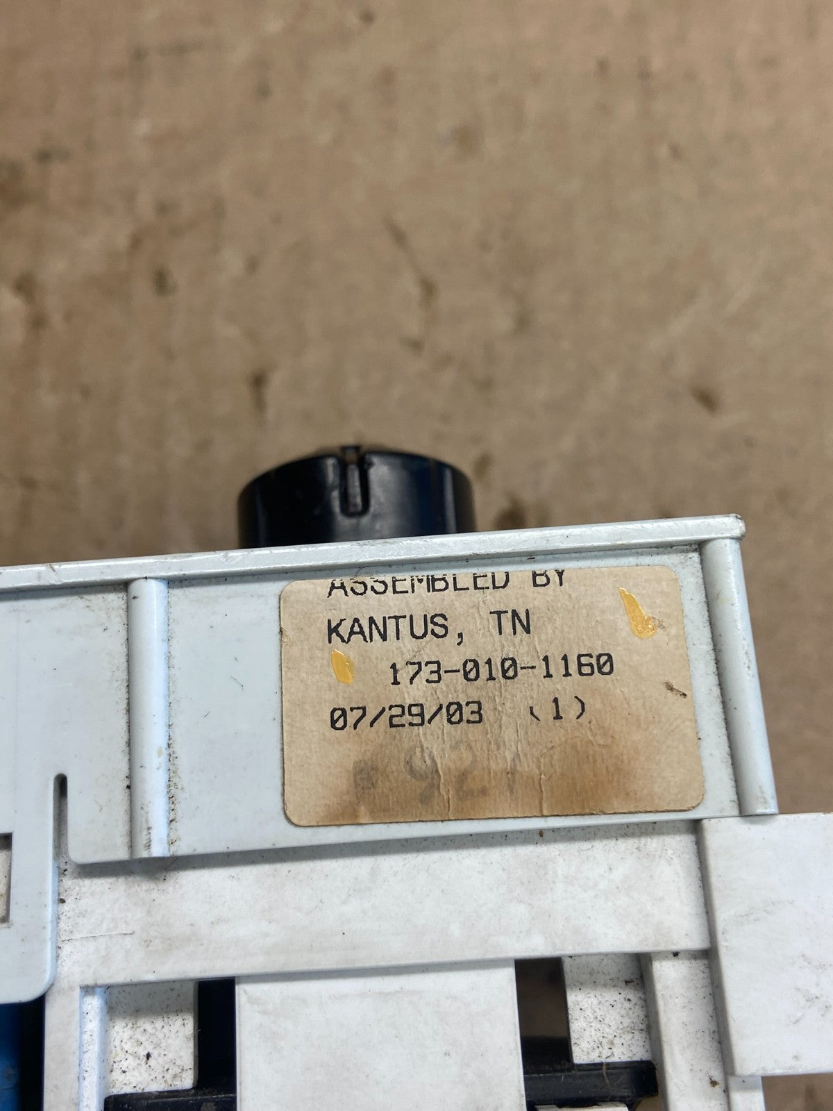 2001-2004 Nissan Xterra Heater A/C Climate Temperature Control AE3811 DG5