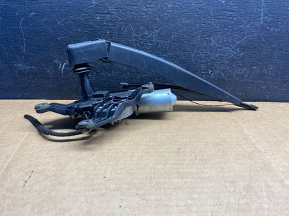 2020 to 2023 Ford Explorer Rear Windshield Wiper Motor ad7520 DG1