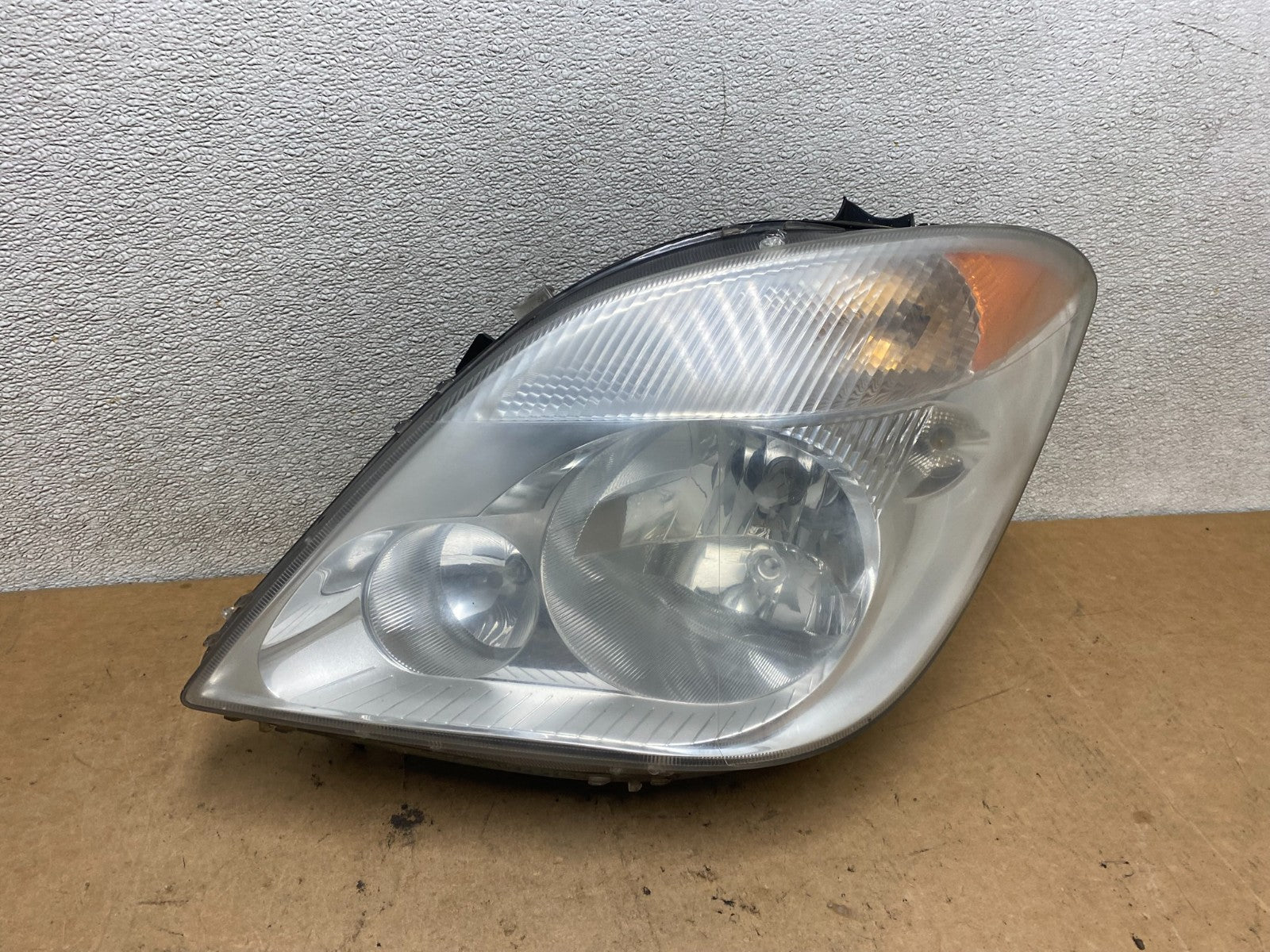 2007 to 2013 Mercedes Sprinter Headlight Left Driver Side Halogen Oem X5456 DW0