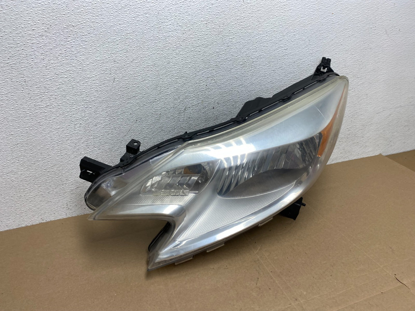 2014 2015 2016 Nissan Versa Note Left Driver LH Side Headlight AE4860 DW2
