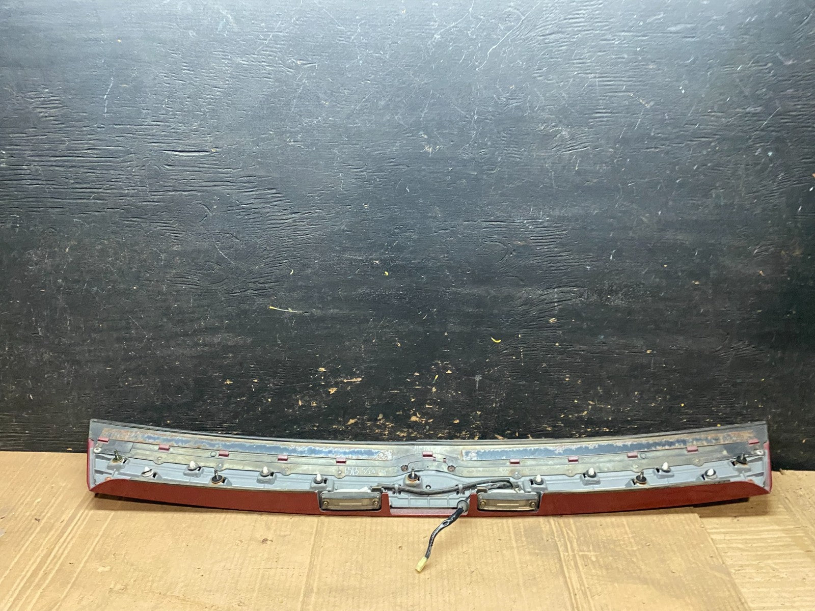2006 2007 2008 Subaru Forester  Liftgate Tailgate Trunk Trim Molding W2111 DG10
