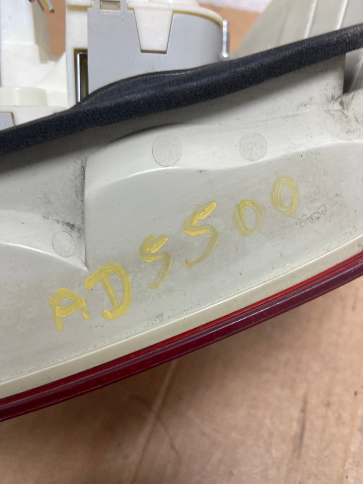2009 2010 BMW 323i 325i 328i 335i 3 Series Left Driver Tail Light AD5500 LK6