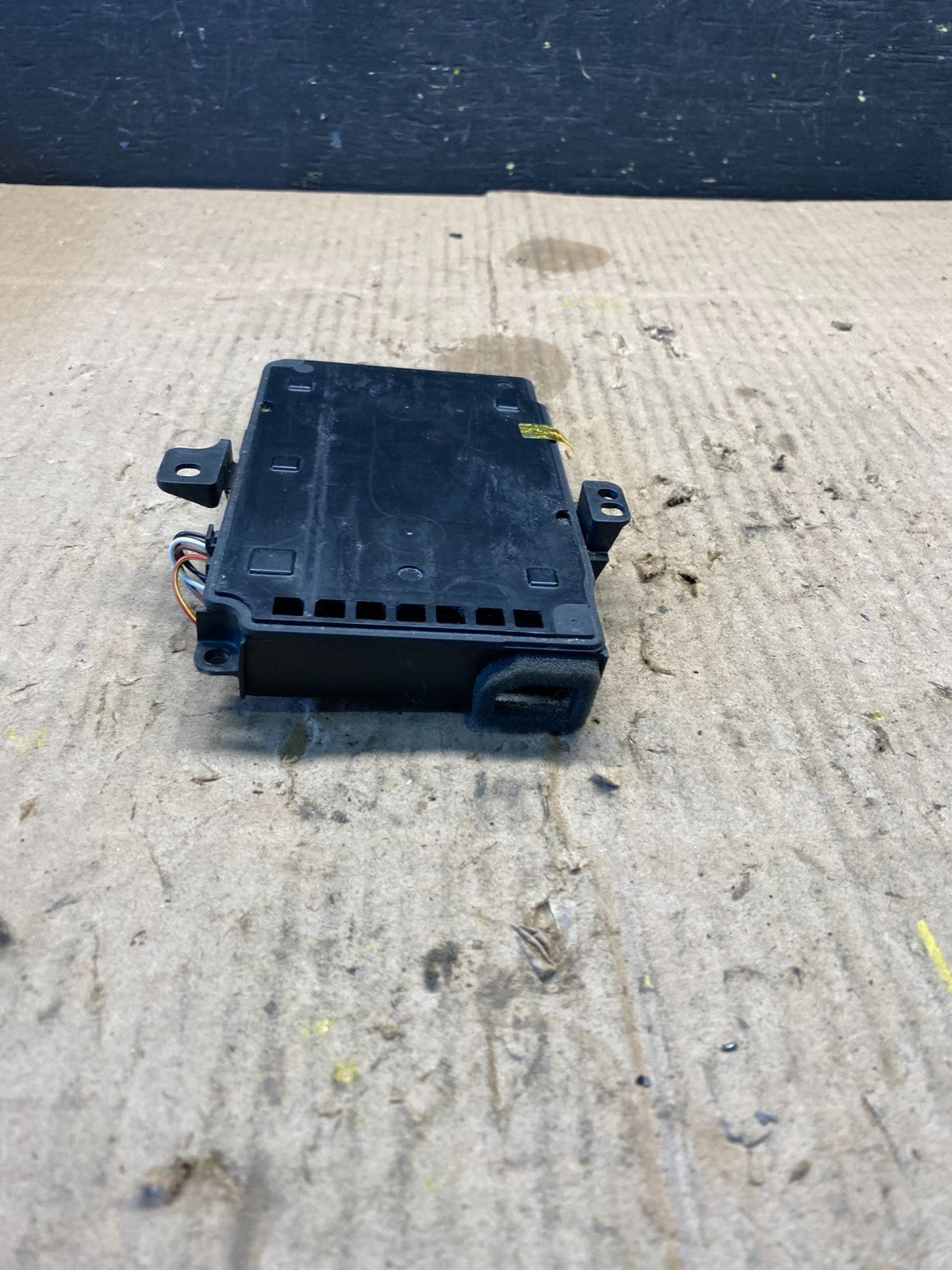 2017-2019 Mercedes E450 Center Console Wireless Charge Charging Module P1680 DG1