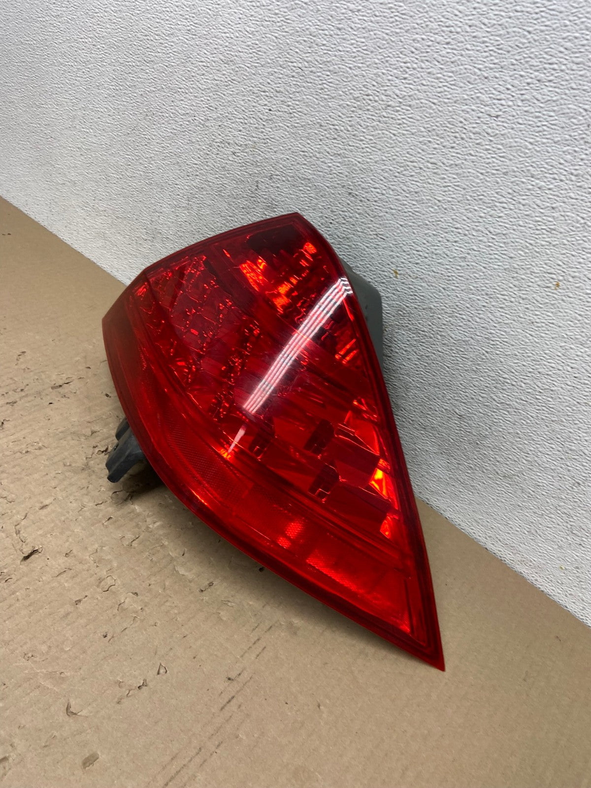 2006 - 2007 Honda Accord Right Passenger Side Tail light AE9795 LK1