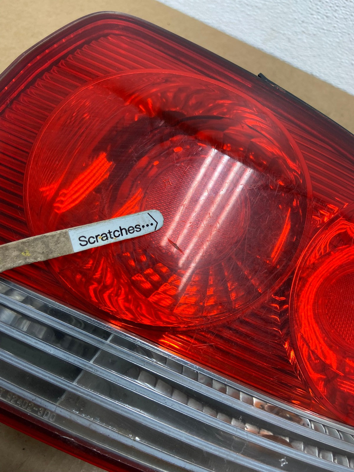 2002 - 2005 Hyundai Sonata Right Passenger RH Side Tail Light OEM AC2950 LK3