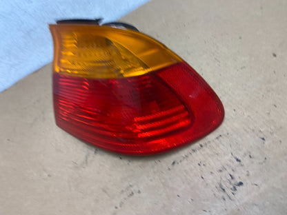 1999-2001 Bmw E46 325i 328i 330i Coupe Right Passenger Tail Light AD4772 DW1