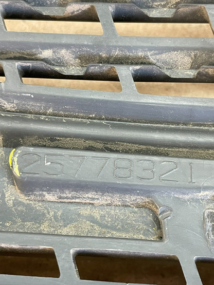 2010 2011 2012 Cadillac SRX Front Upper Grille Grill AF8809 DG4