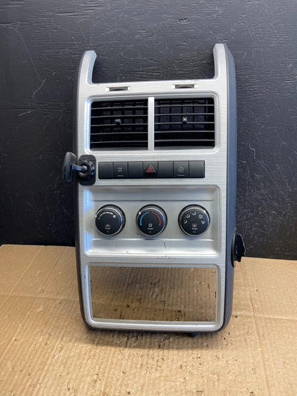 2009 2010 Dodge Journey Center Dash A/C AC Climate Control Bezel Trim AD2019 DG0