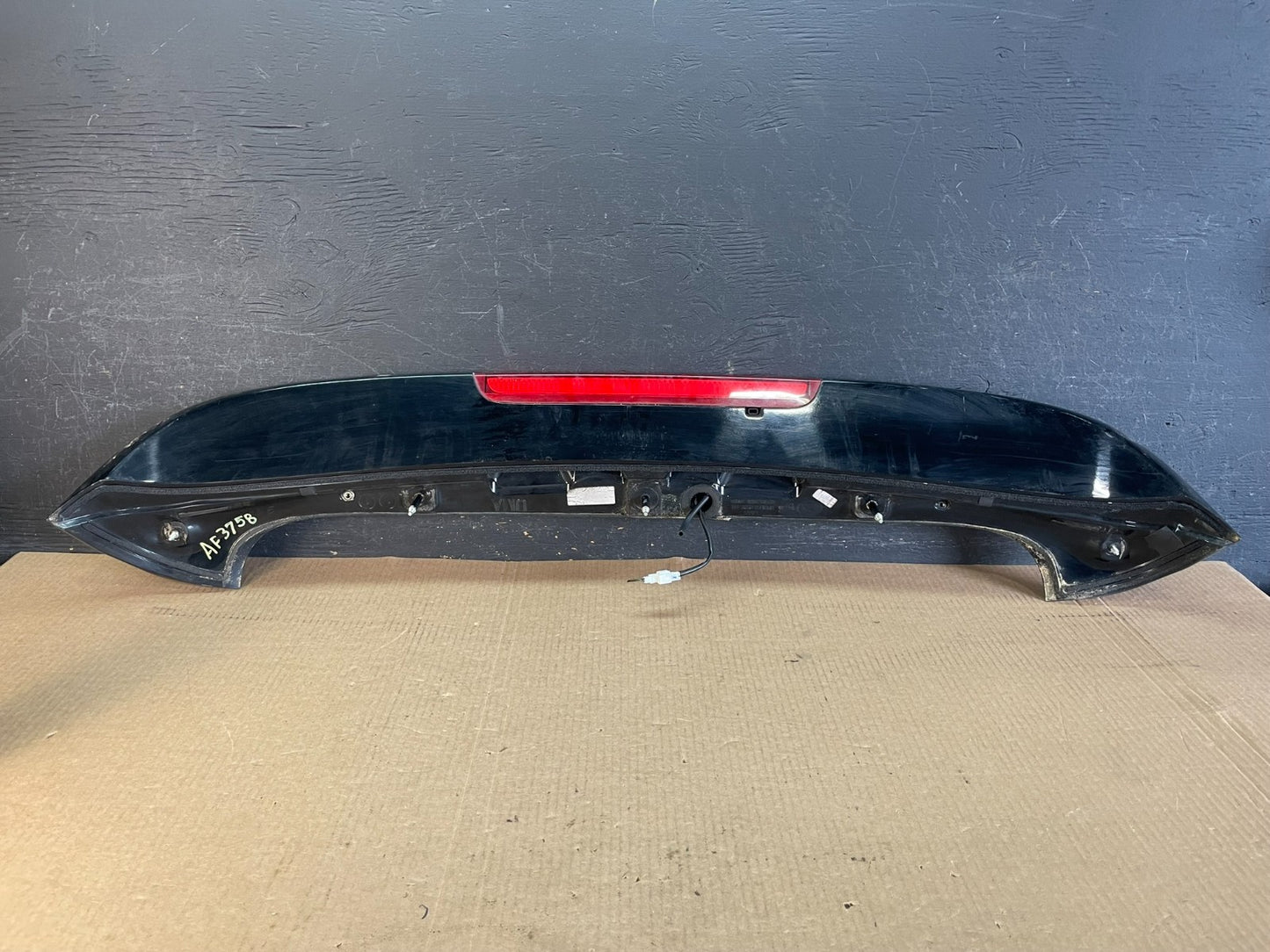 2016 to 2020 Kia Sorento Rear Spoiler Wing Brake Light AF3758 DG3