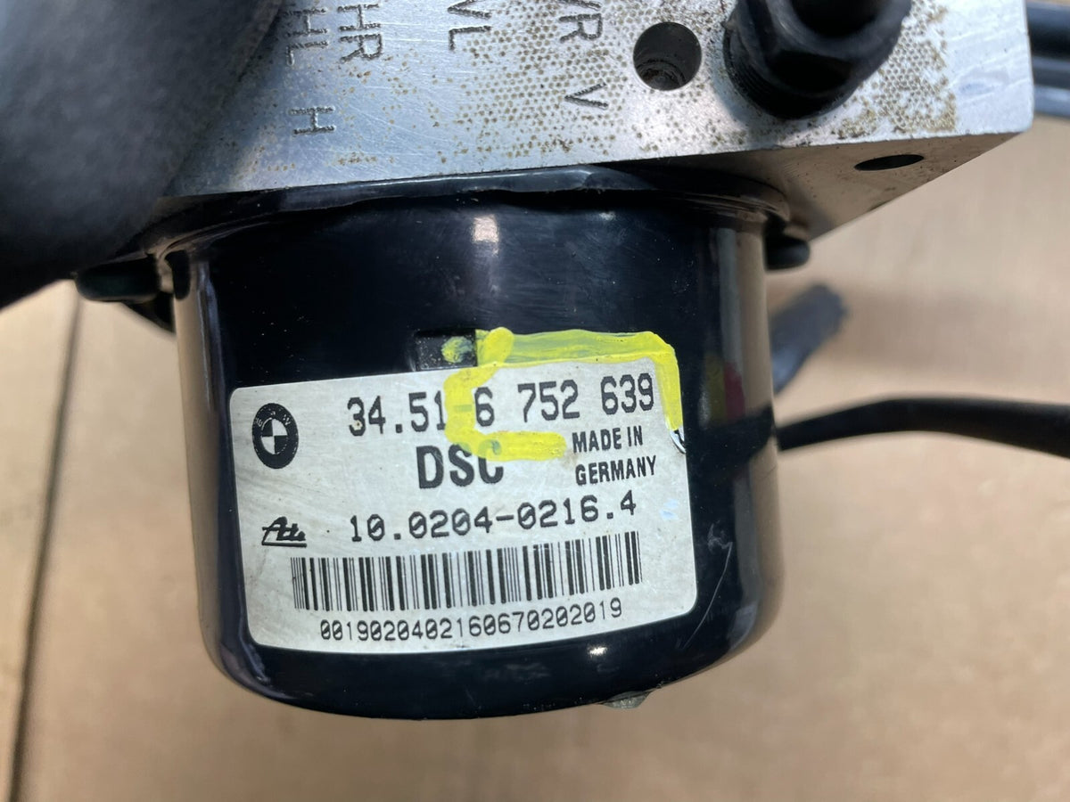 BMW ABS Anti-Lock Brake Pump 6752639 D85154