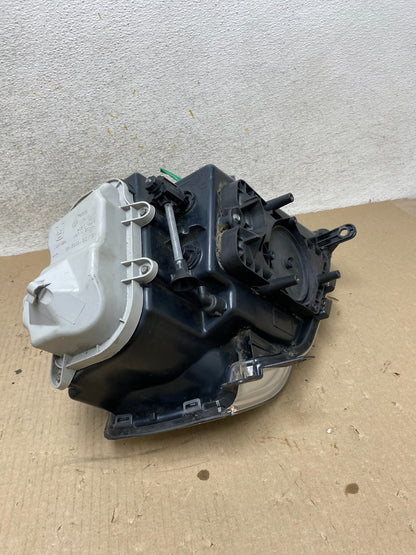 2005 - 2011 Cadillac STS Right Passenger RH Side Halogen Headlight AH6804 DW6