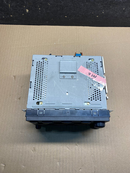 2001 to 2006 Hyundai Santa Fe AM/FM Radio CD Player AI0368 DG4