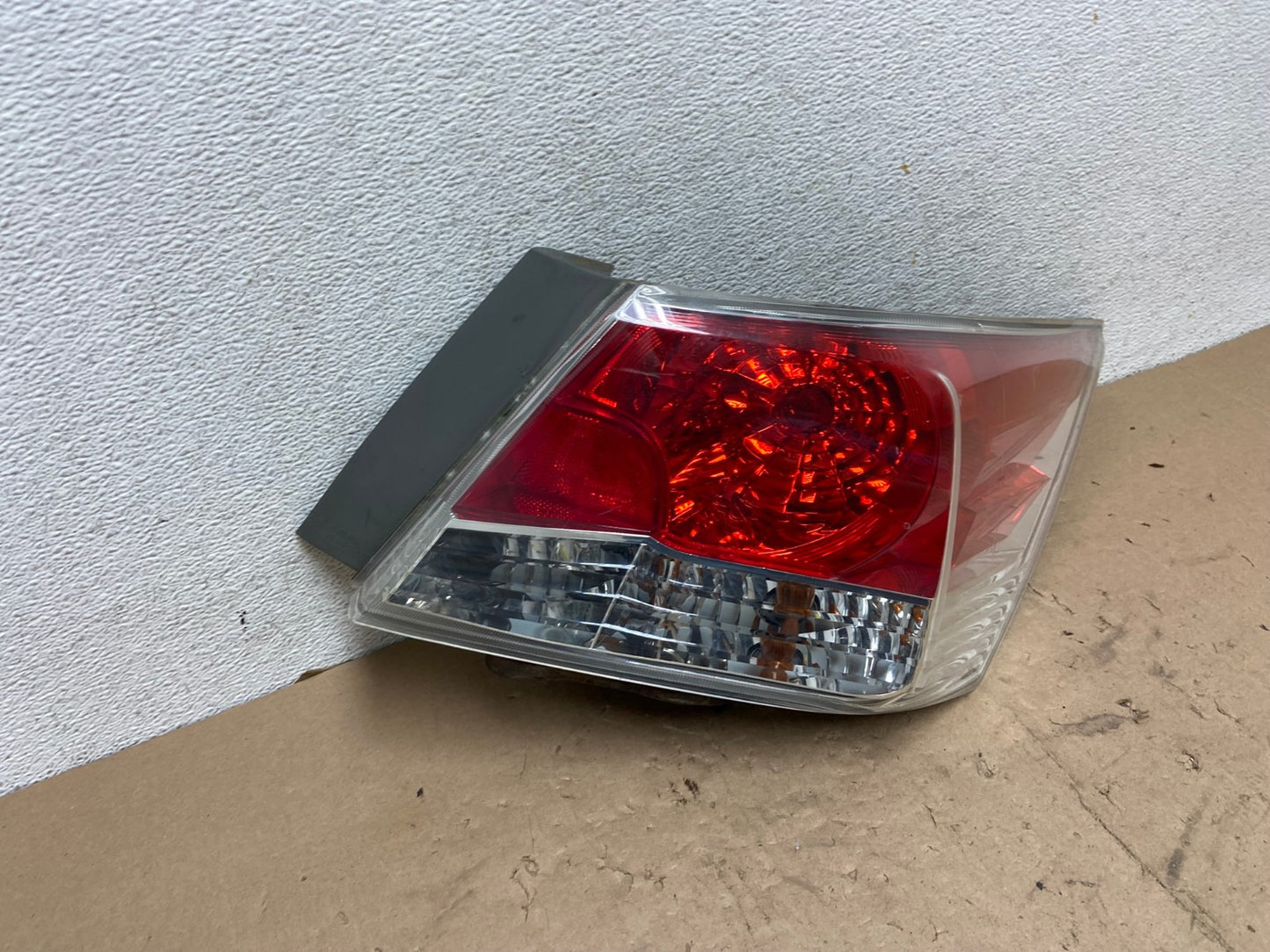 2008 to 2012 Honda Accord Sedan Tail light Right Passenger RH Side AG5678 LK2