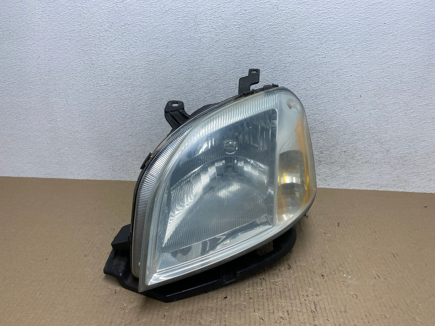2005 2006 2007 Mercury Montego Left Driver LH Side Headlight Xenon HID AE7094 LK2
