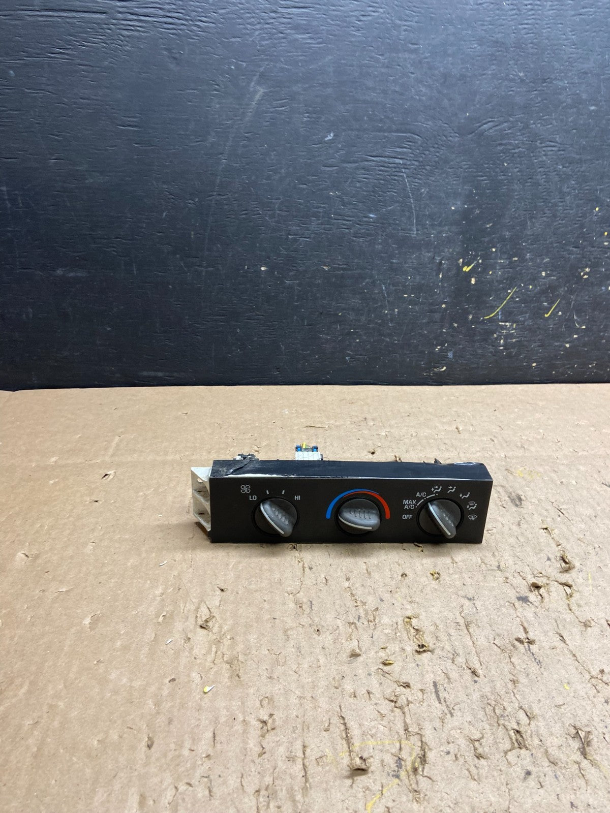 2001 - 2007 GMC Chevrolet Astro Express Climate Control A/C T6148 DG0