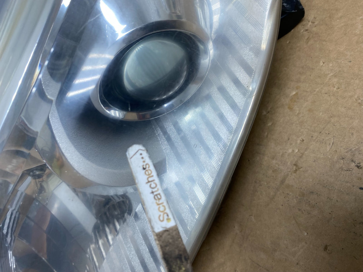 2011-2014 Toyota Sienna Left Driver LH Halogen Headlight AI3296 DW3