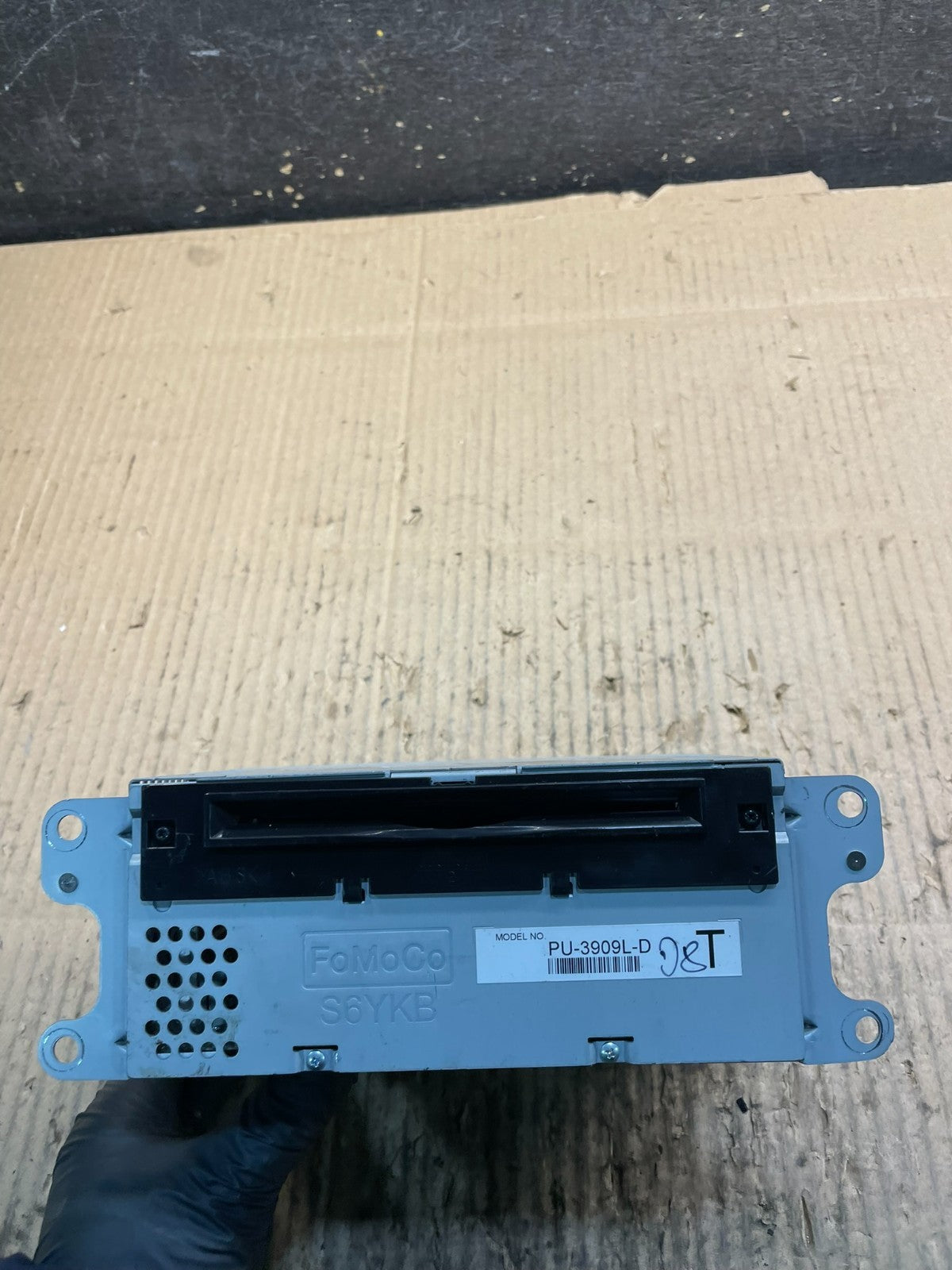 2014 2015 Ford Explorer Audio Equipment Radio Receiver AM FM CD Y1081 DG0