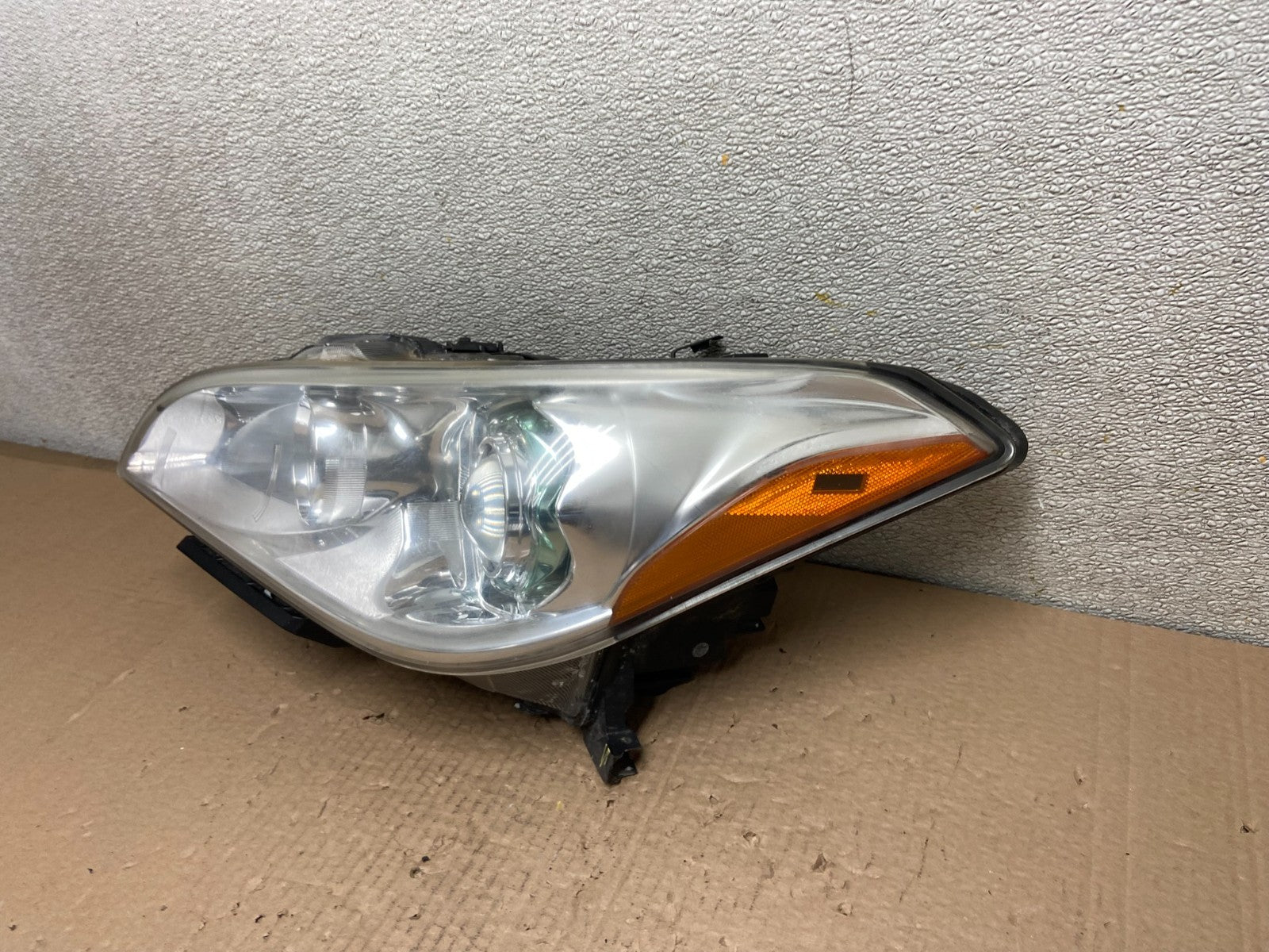 2011 to 2013 Infiniti M37 M56 Left Driver LH Side HID Xenon Headlight AB2533 DW1