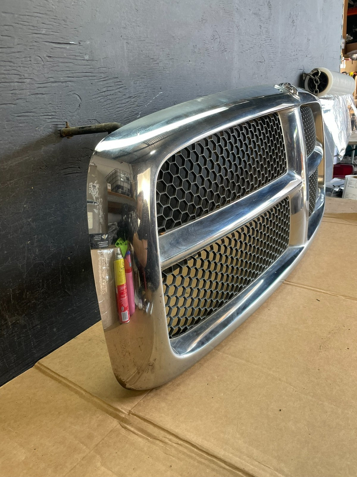 2002 to 2005 Dodge Ram 1500 Upper Front Grill Grille ae0825 DG2