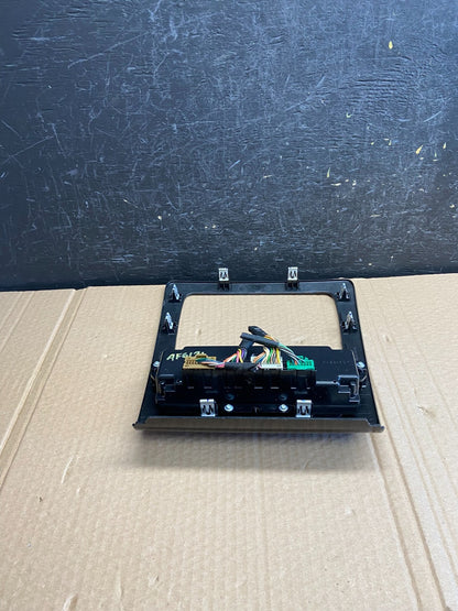 2013 to 2017 Chevrolet Traverse Radio Bezel Ac Heater Climate Control AF6121 DG4