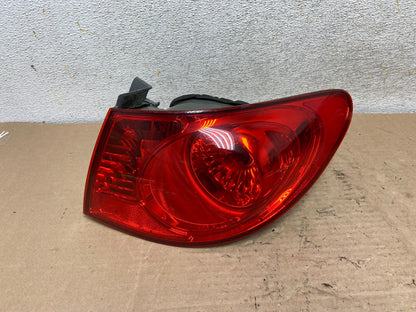 2007 to 2010 Hyundai Elantra Sedan Right Passenger Side Tail Light AI0920 LK0