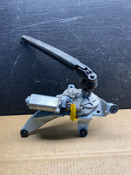 2007-2012 Kia Rondo Rear Glass Windshield Wiper Motor AB3958 DG0
