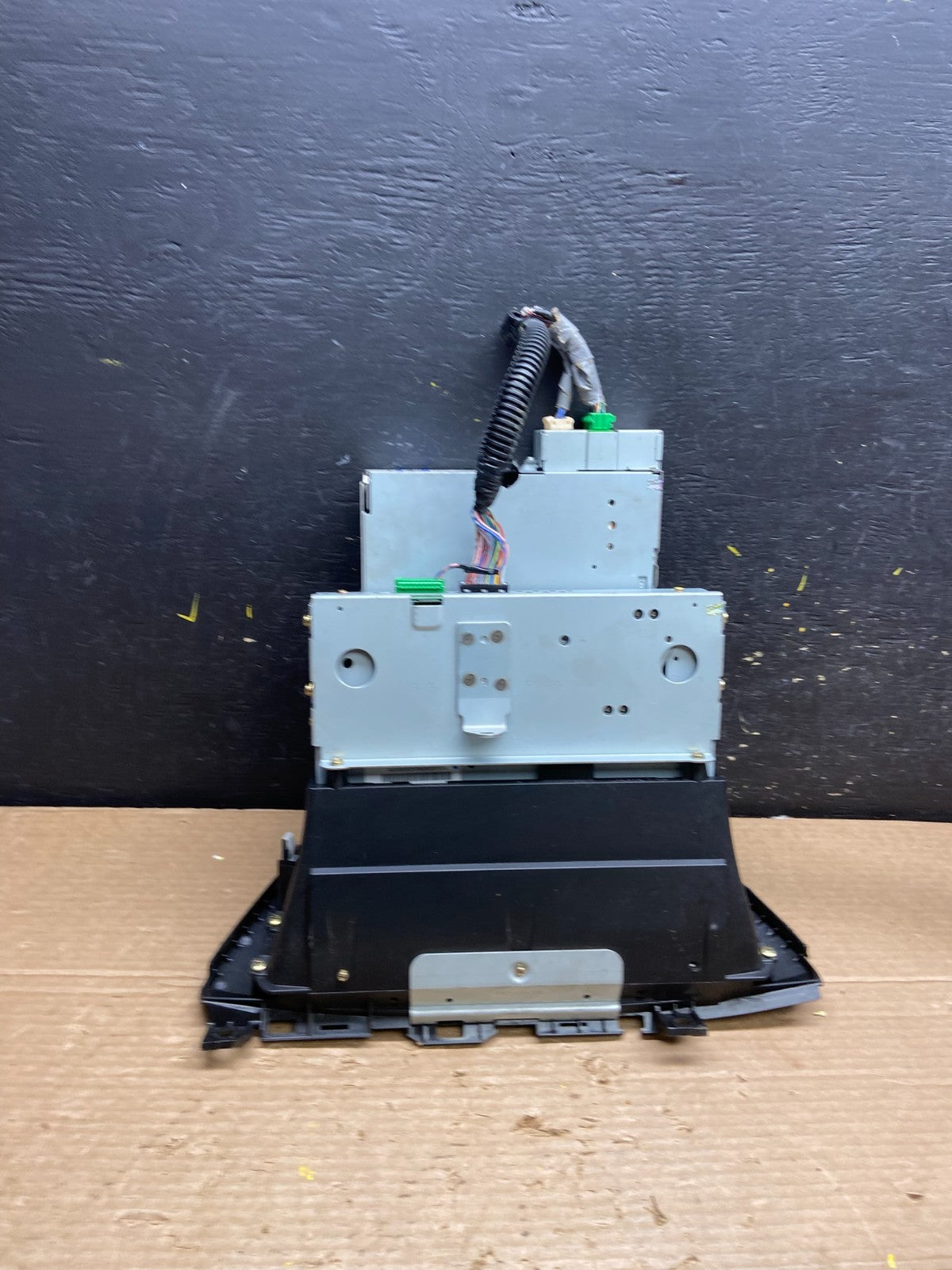 2005-2006 Honda Odyssey Information Display Screen 39810-SHJ-A010-M1 w1939 DG4