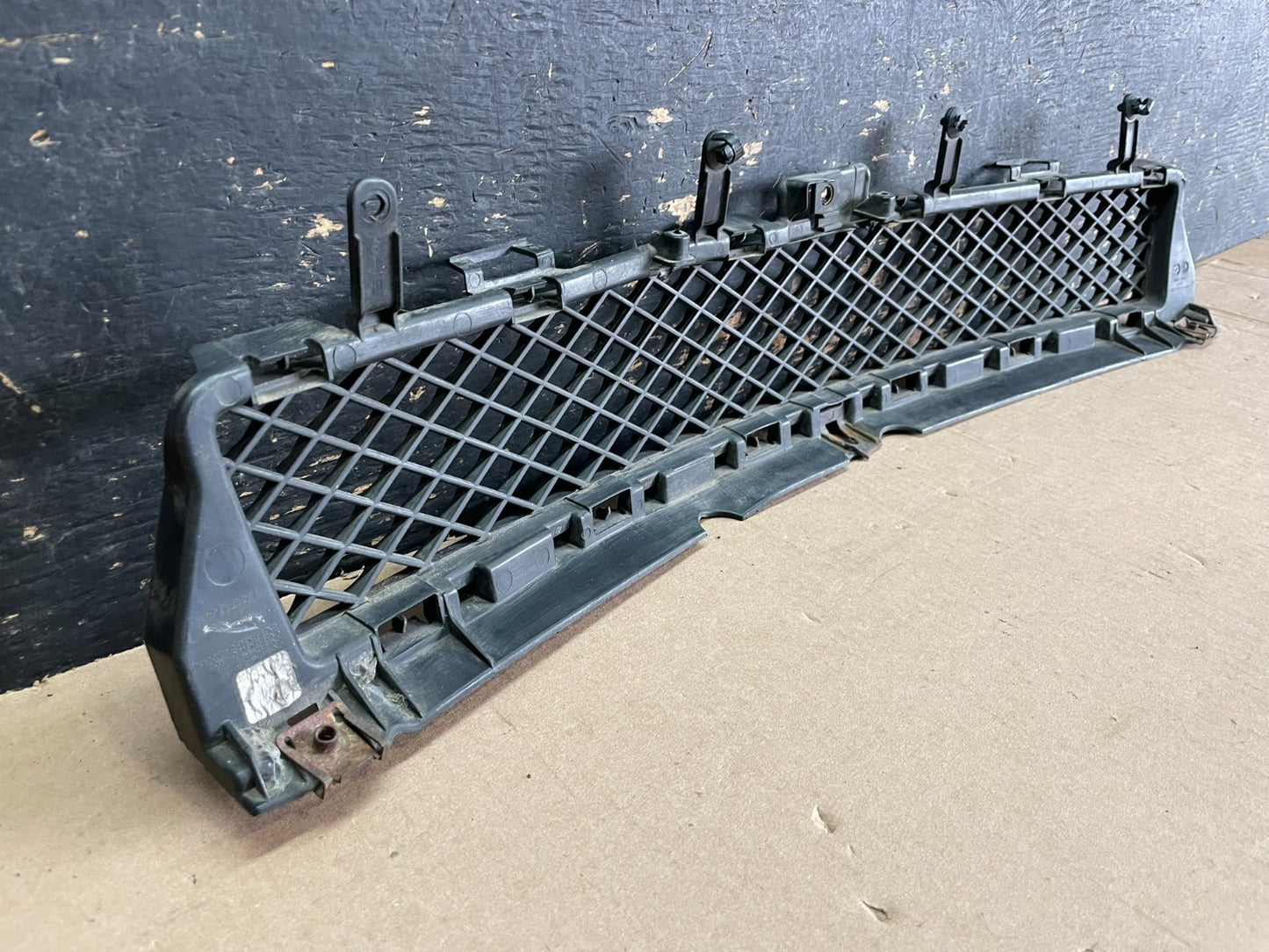 2012 to 2015 Jaguar XF Sport Front Bumper Lower Grill Grille AA19264