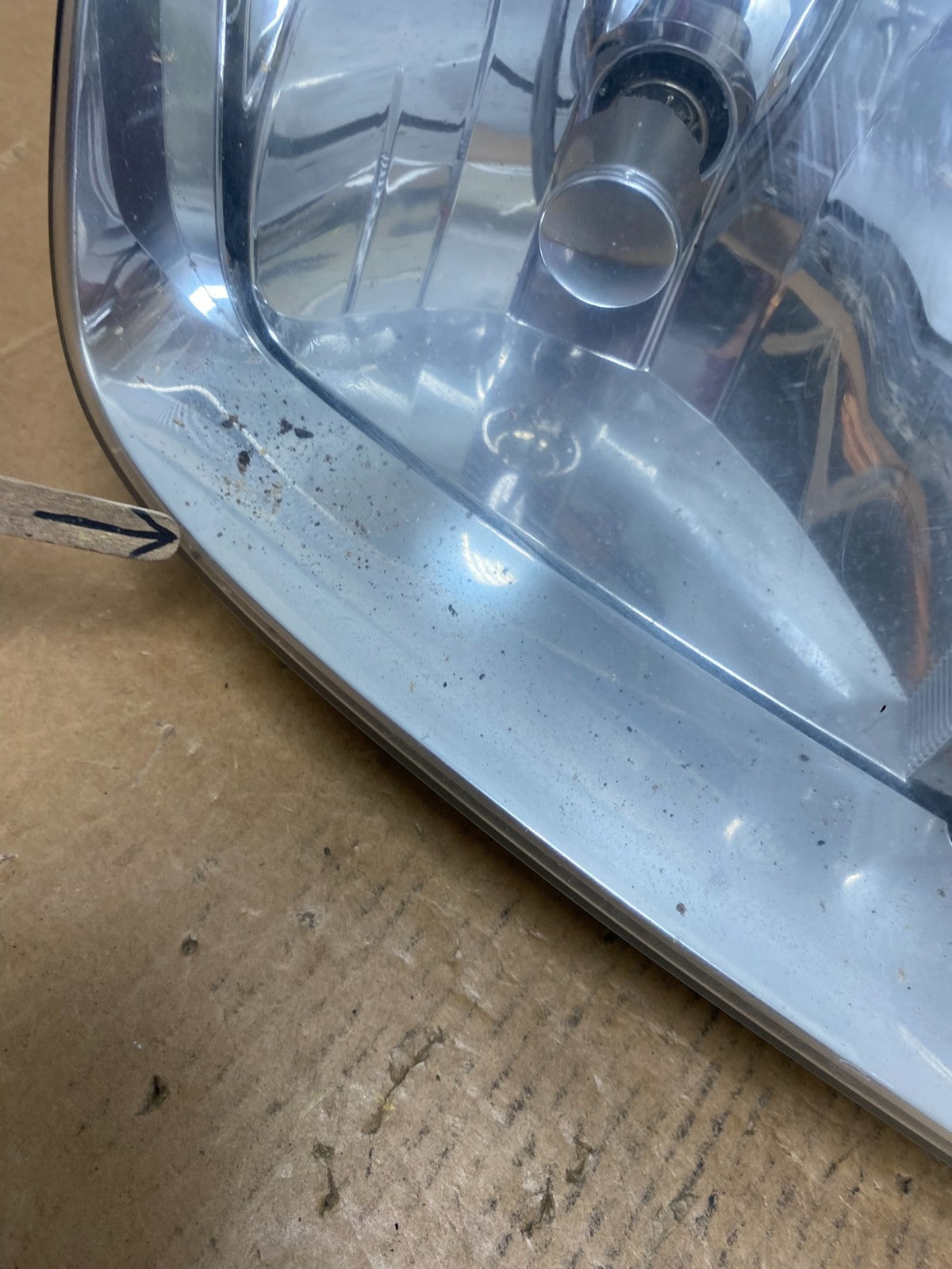 2002 to 2004 Volkswagen Jetta Left+Right Headlights AE0605 DW5