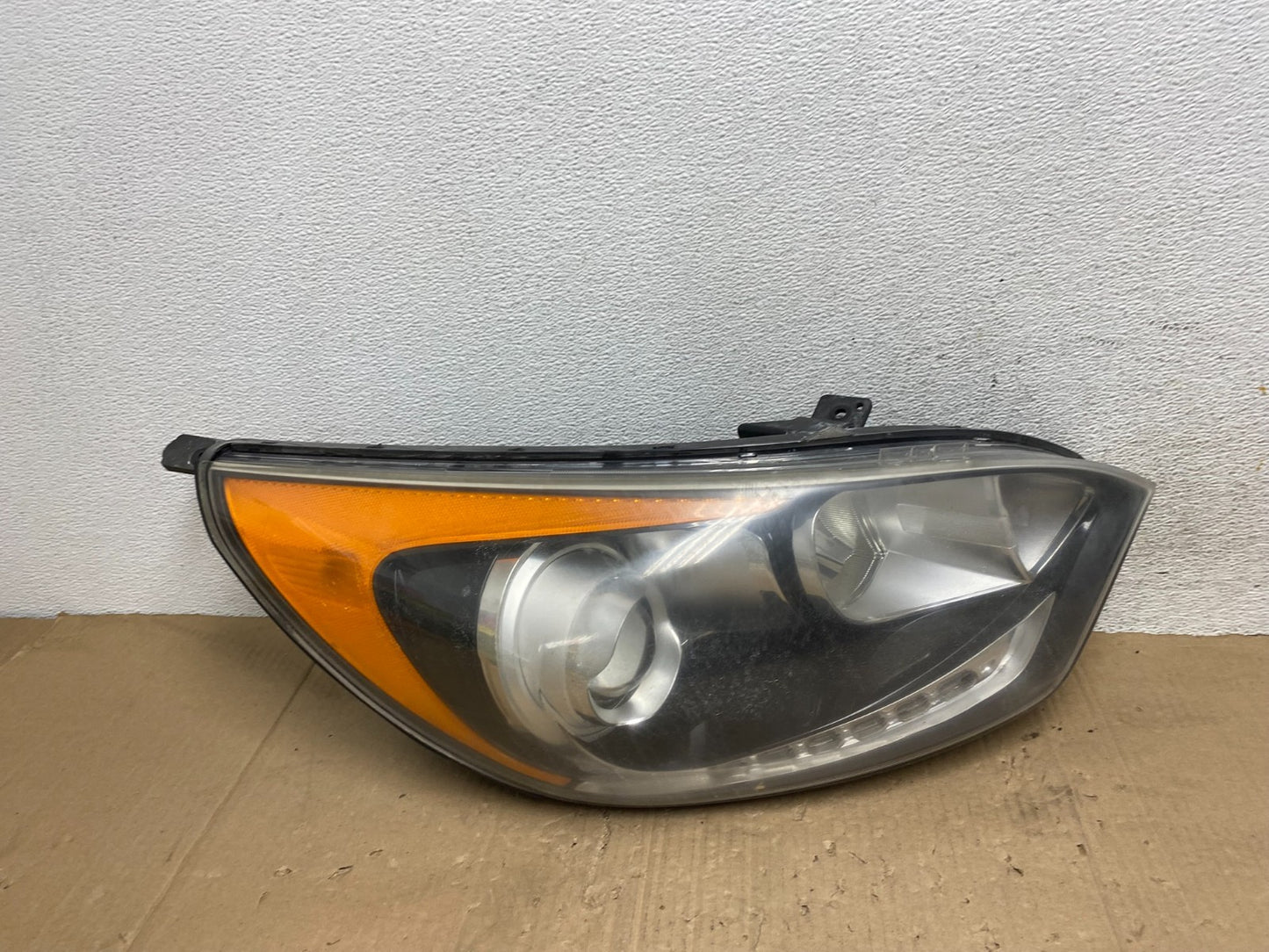 2012-2017 Kia Rio Hatchback Right Passenger LED Projector Headlight AE9225 DG0