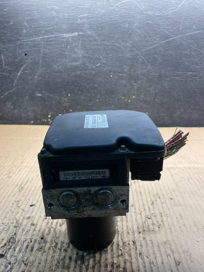2007 to 2009 BMW X5 E70 ABS Anti-Lock Brake Pump Module OEM x8858 DG1