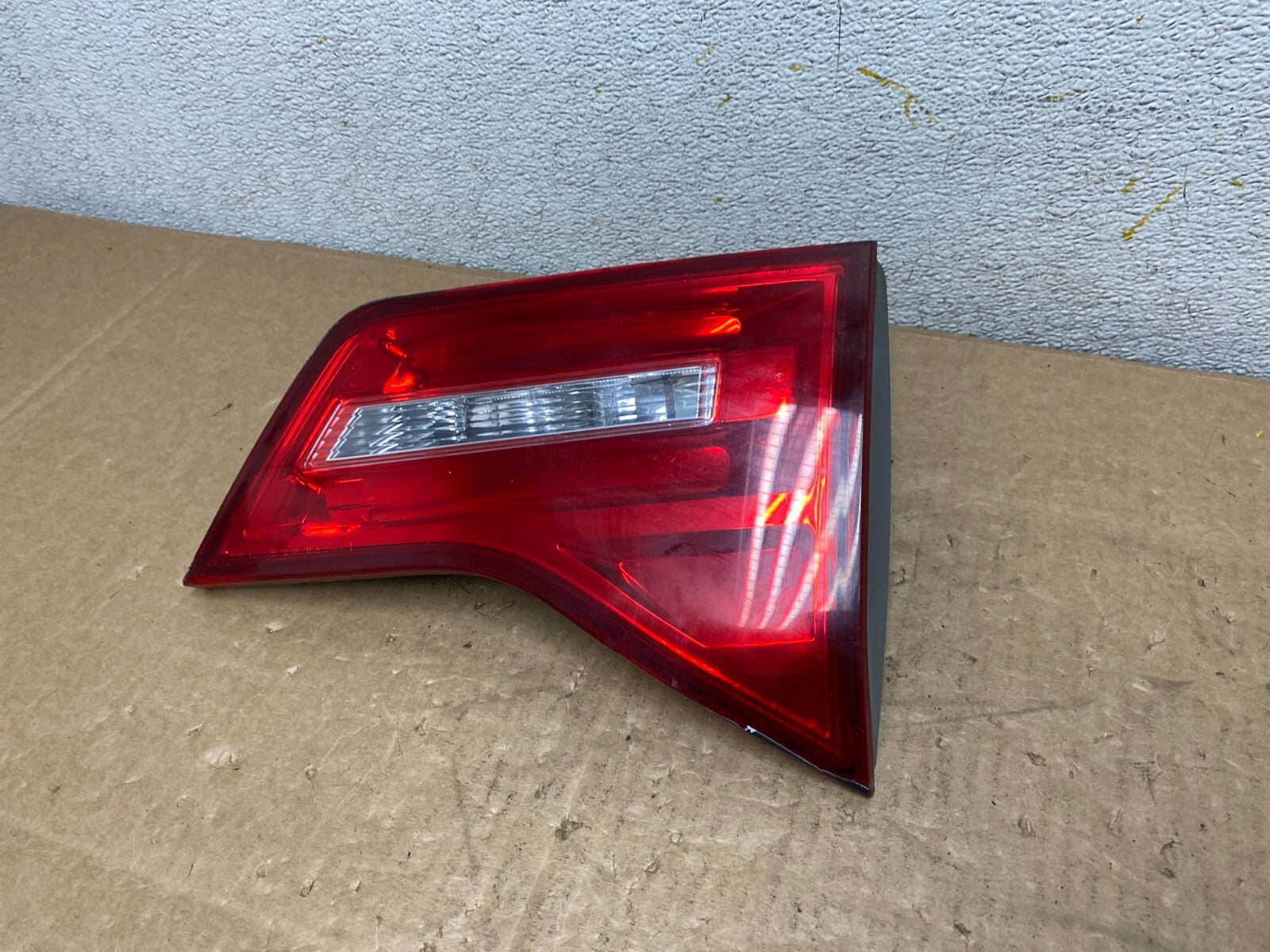 2007 2008 2009 Acura Mdx Right Passenger Rh Side Inner Tail Light Oem O5686 DW1