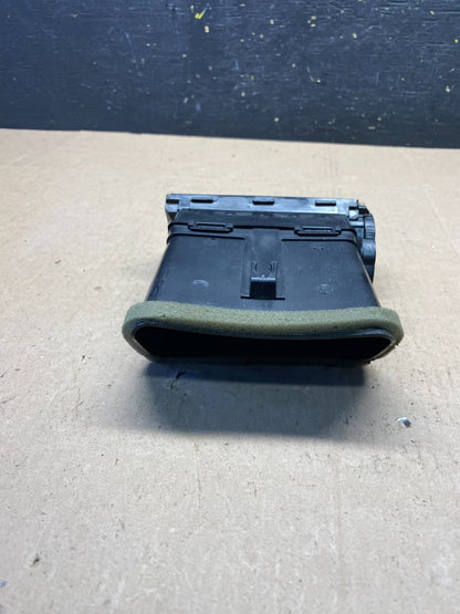 2006-2009 Mercury Milan Left Driver Side Dash Heater AC A/C Air Vent r6329 DG3