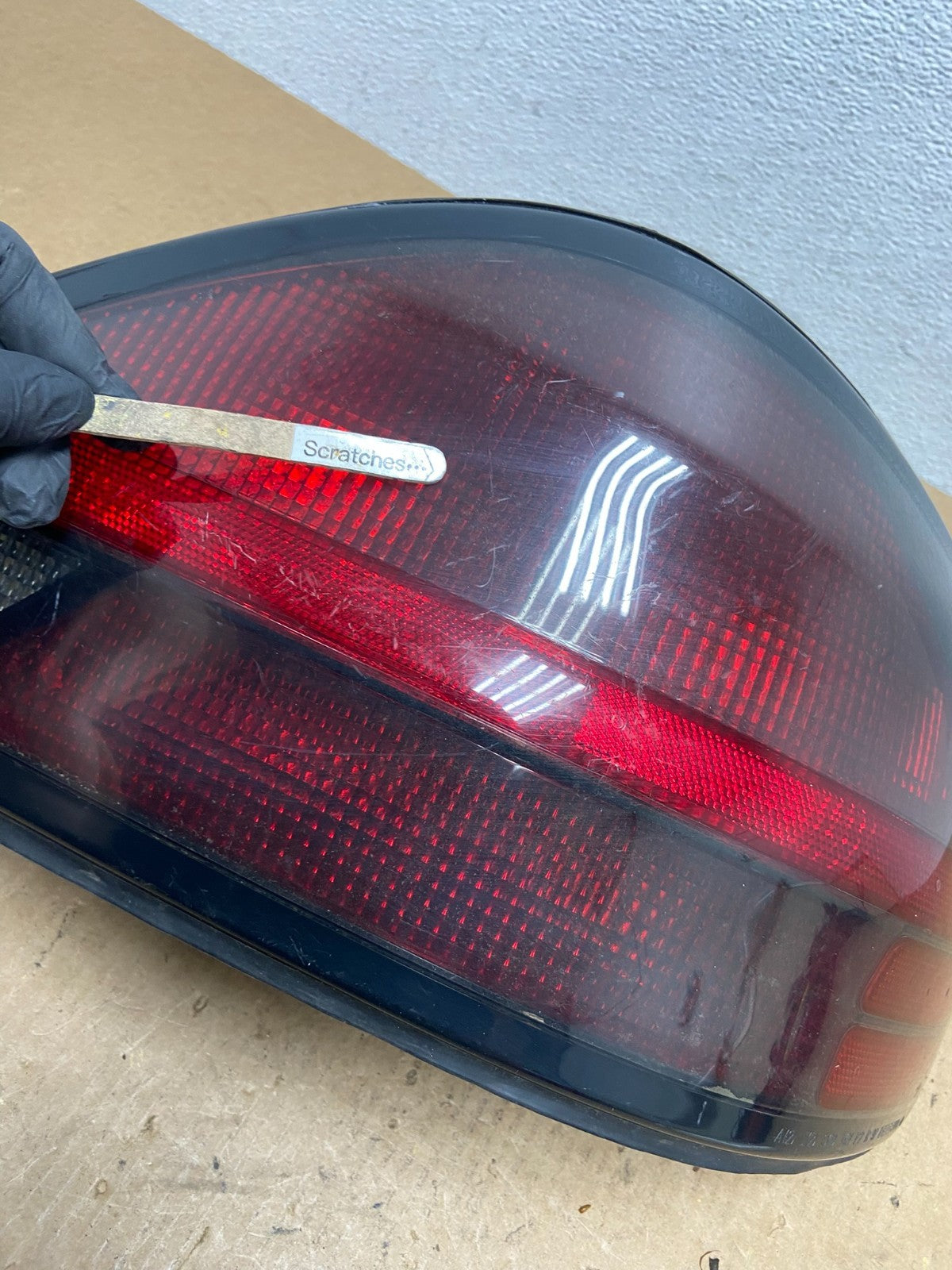 1999-2005 Pontiac Grand AM Right Passenger RH Side Tail Light AD2430 LK3