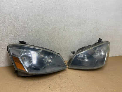 2005 to 2006 Nissan Altima Left+Right Side Set Halogen Headlights OEM U0368 DW2
