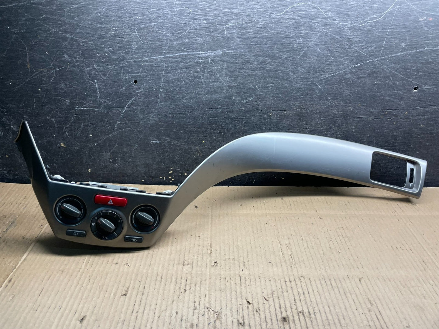 2008-2010 Subaru Impreza Dash Air Vent Climate Control Panel Bezel Trim X8673 DG0