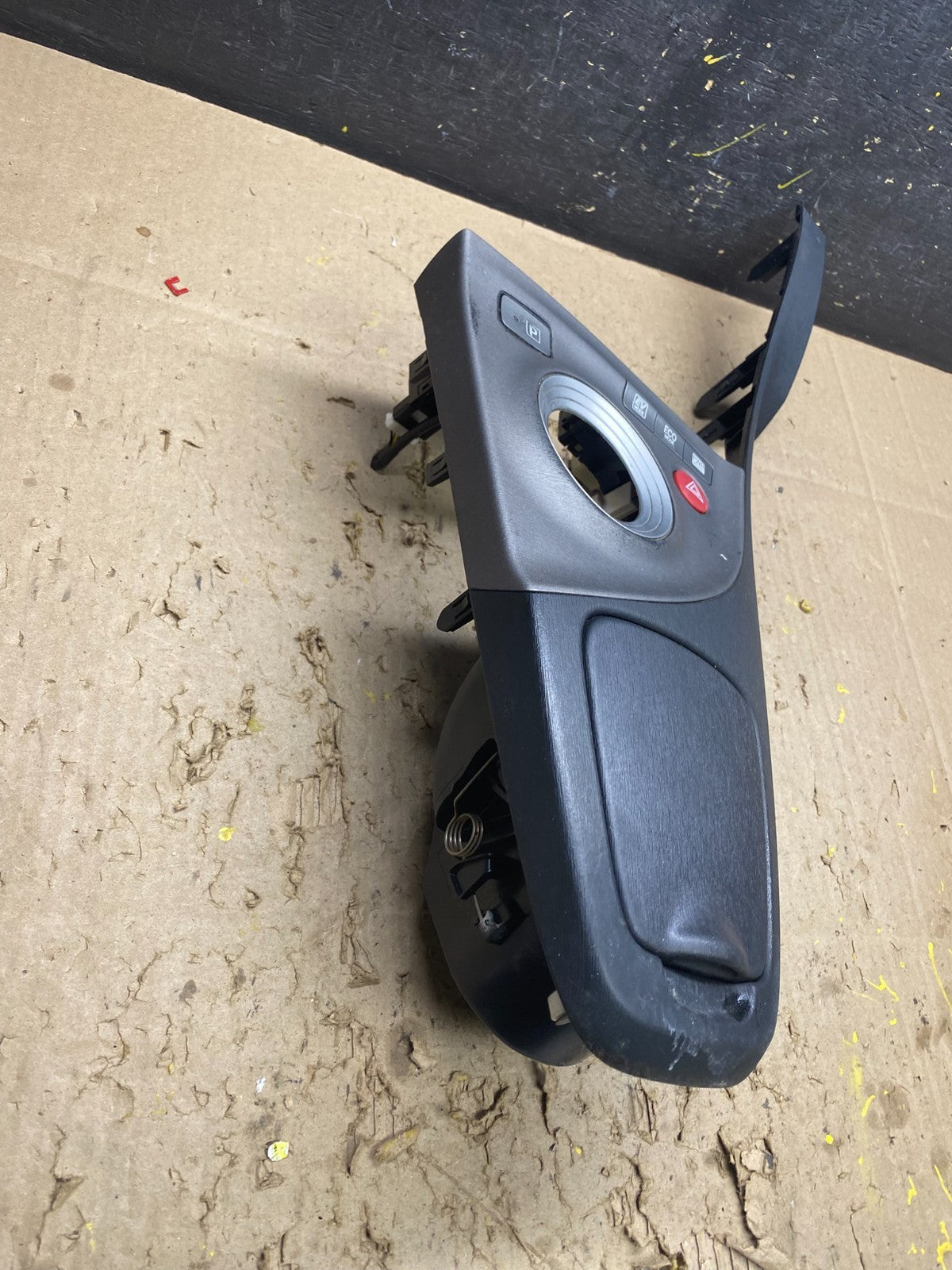 2010 to 2015 Toyota Prius Center Console Cup Holder Trim Bezel U5836 DG4