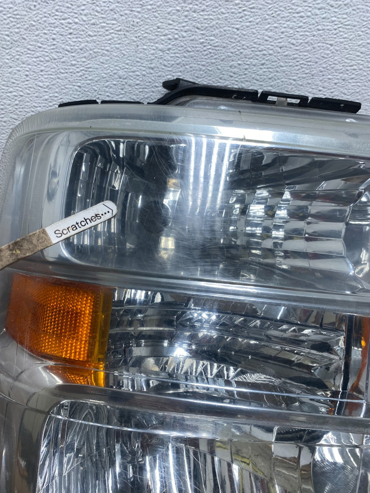 2008-2014 Ford Econoline E150 E250 E350 Right Passenger Headlight AD8072 DW3