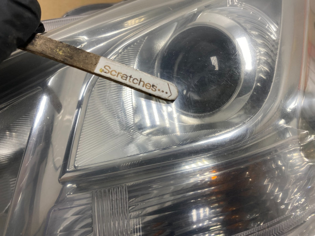 2009-2014 Nissan Maxima Headlight Left Driver Side Xenon HID TYC AH2847 DW3