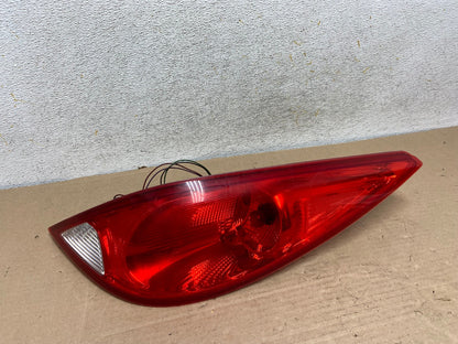 2006 - 2009 Pontiac G6 Coupe Right Passenger RH Side Tail Light AH9455 LK0