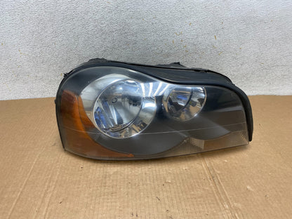 2003 to 2013 Volvo XC90 Right Passenger Rh Side Headlight Halogen AI3826 DW0