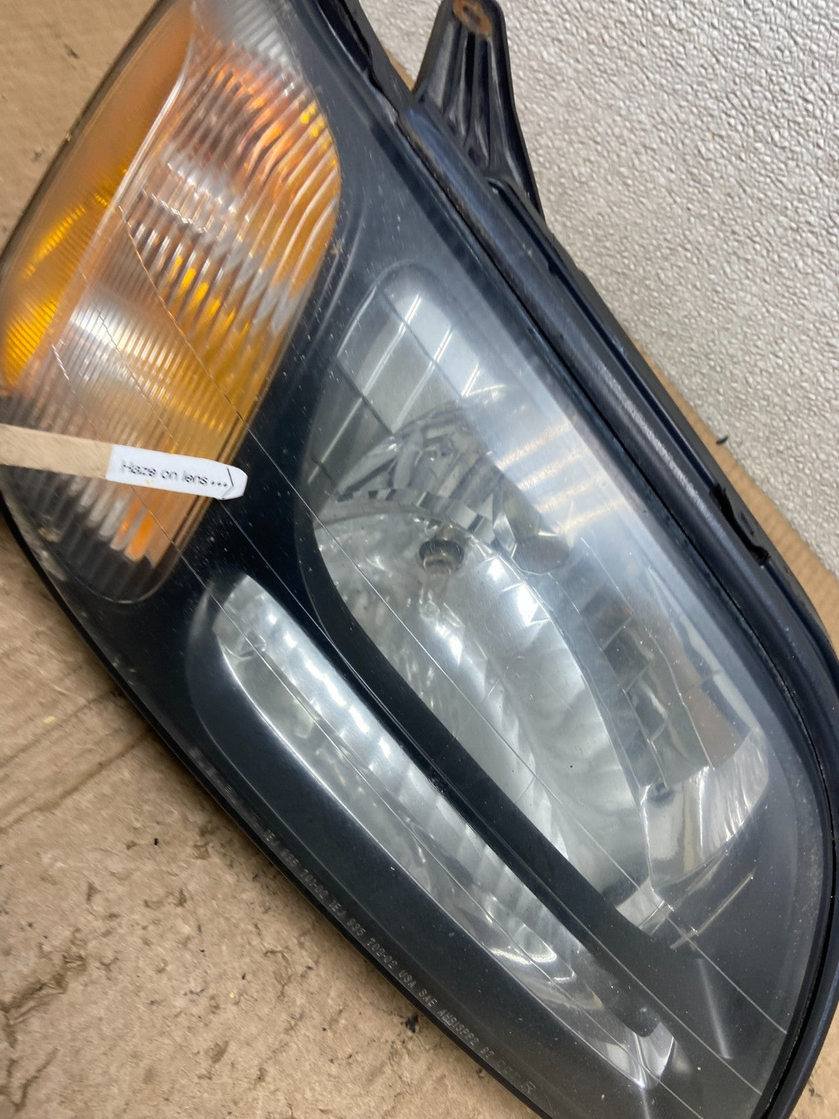 2001 to 2004 Subaru Legacy Outback Right Passenger Rh Headlight Oem AA8269 DW4